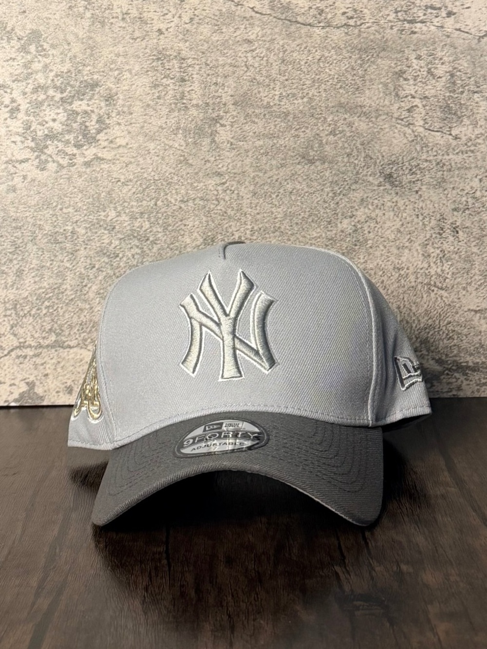 New Era Yankees 75th World Series Gray 9FORTY A-Frame Snapback Hat NWT